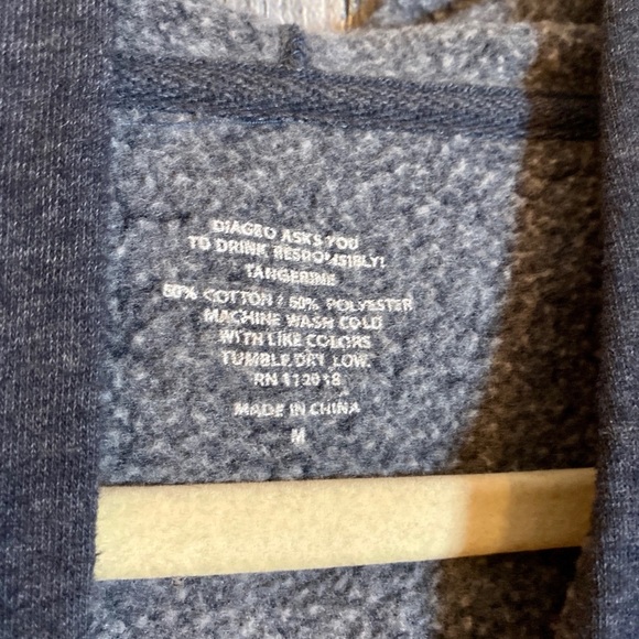 Crown Royal sweatshirt - Picture 5 of 5